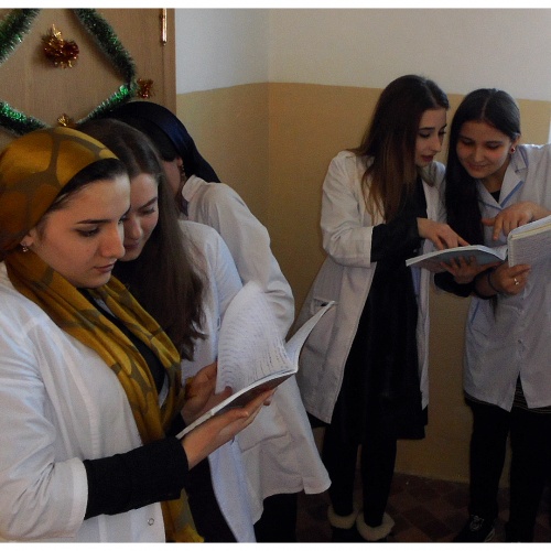 Первая промежуточная аттестация в Медицинском колледже.