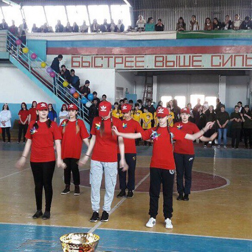 Наши первые шаги – городской конкурс «А, ну-ка, девочки!»