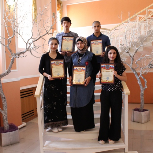 27 июня 2018 года – Всемирный День Молодежи.