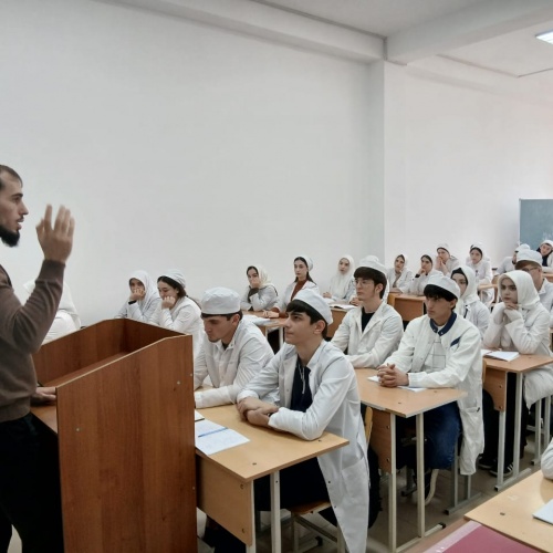 Встреча с сотрудником Отдела Просвещения Муфтията Камалдиновым Мухаммадом.